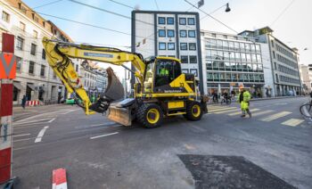 Baggerarbeiten auf Bankverein-Kreuzung